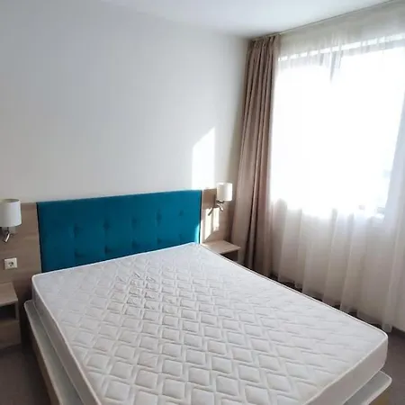 Апартамент В К-С Тарсис Нова,Слънчев Бряг Sunny Beach